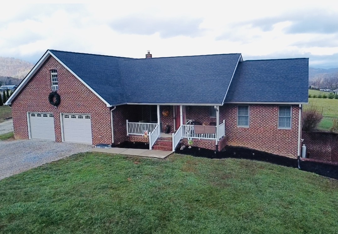 Professional Roof Replacement Project in Elizabethton, Tennessee Thumbnail