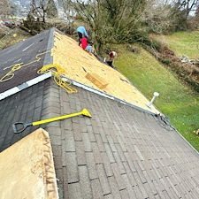 Roof-Replacement-After-Hurricane-Damage-in-Elizabethton-Tennessee 8