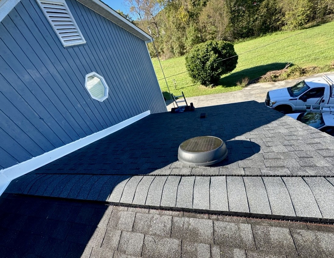 Spectacular Roof Repair Successfully completed in Elizabethton, Tennessee. Thumbnail