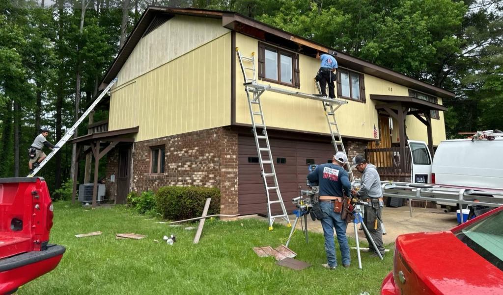 Storm Damage Repairs on Fascia and Soffit in Unicoi, TN.